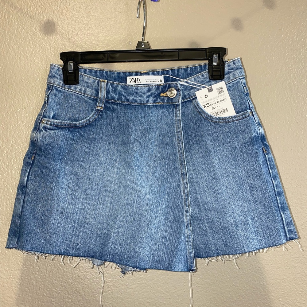 Zara - NEW Jean Skort
